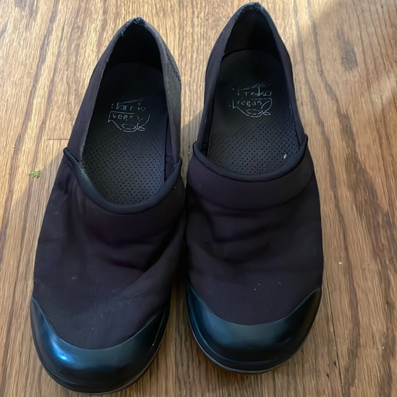 Black Dansko Clogs, size 40 - Picture 1 of 4